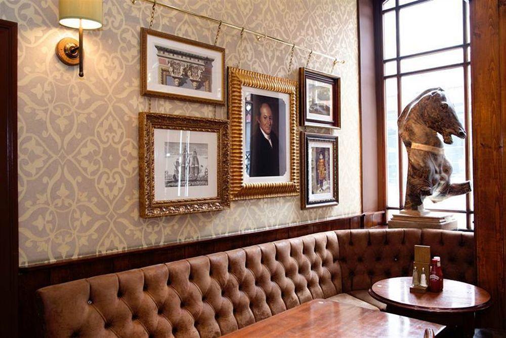 The Wellington 3* Londen