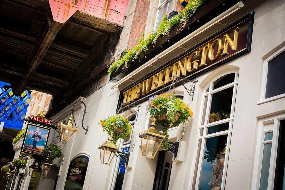 The Wellington 3* Londen
